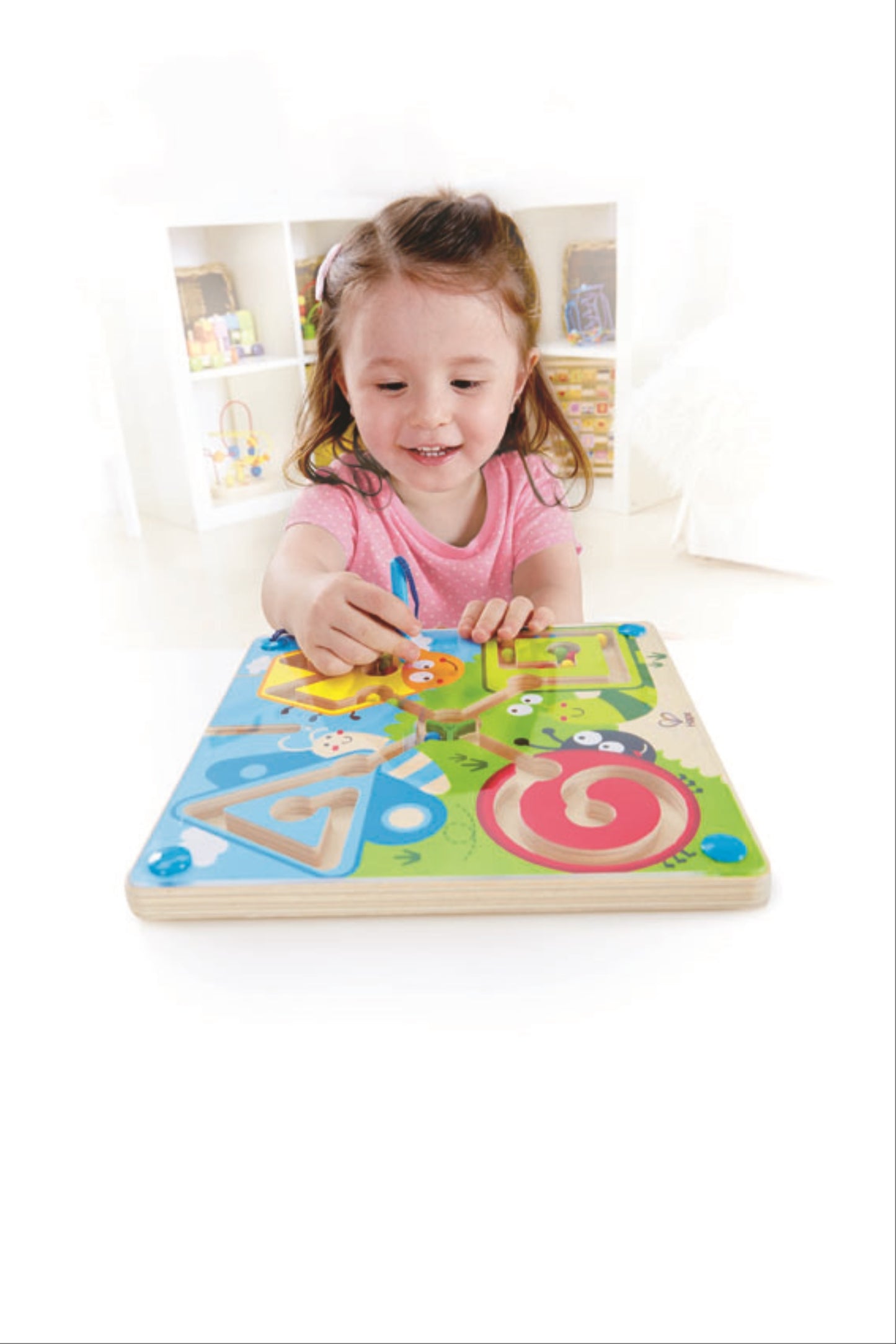 Hape Best Bugs Magnetic Maze