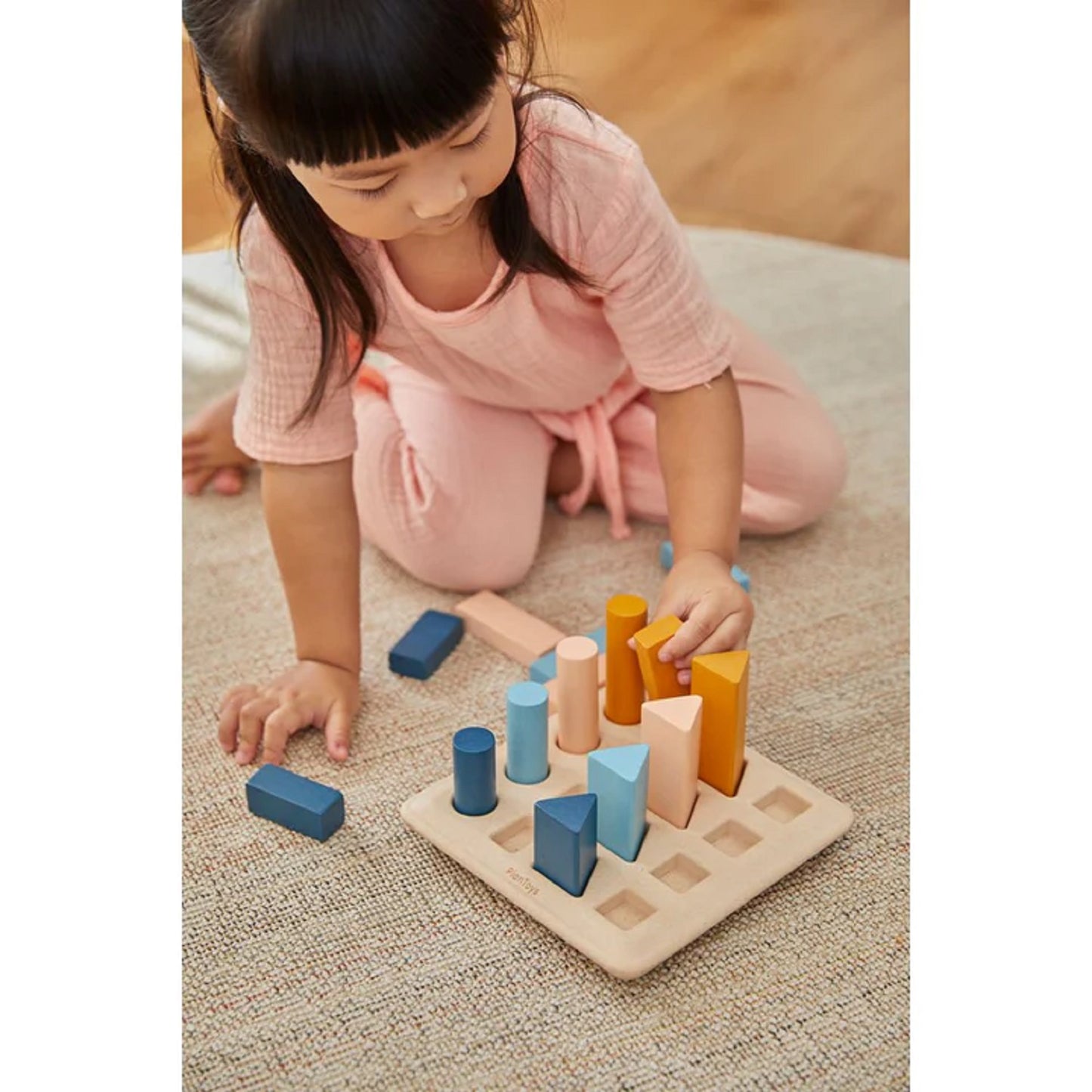 PlanToys Geometric Peg Board - Orchard