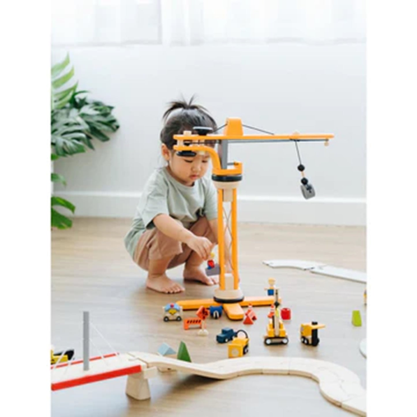 PlanToys Crane Set