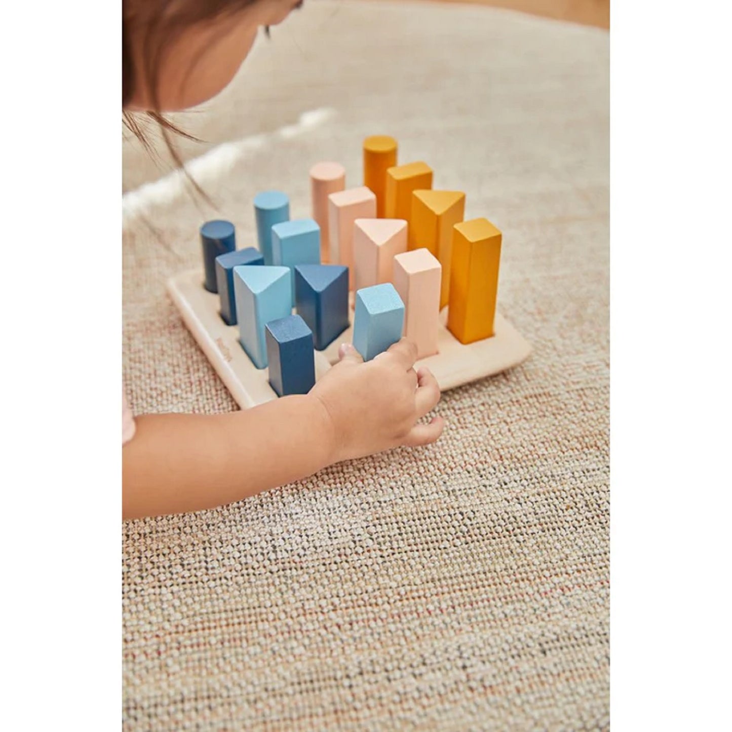 PlanToys Geometric Peg Board - Orchard