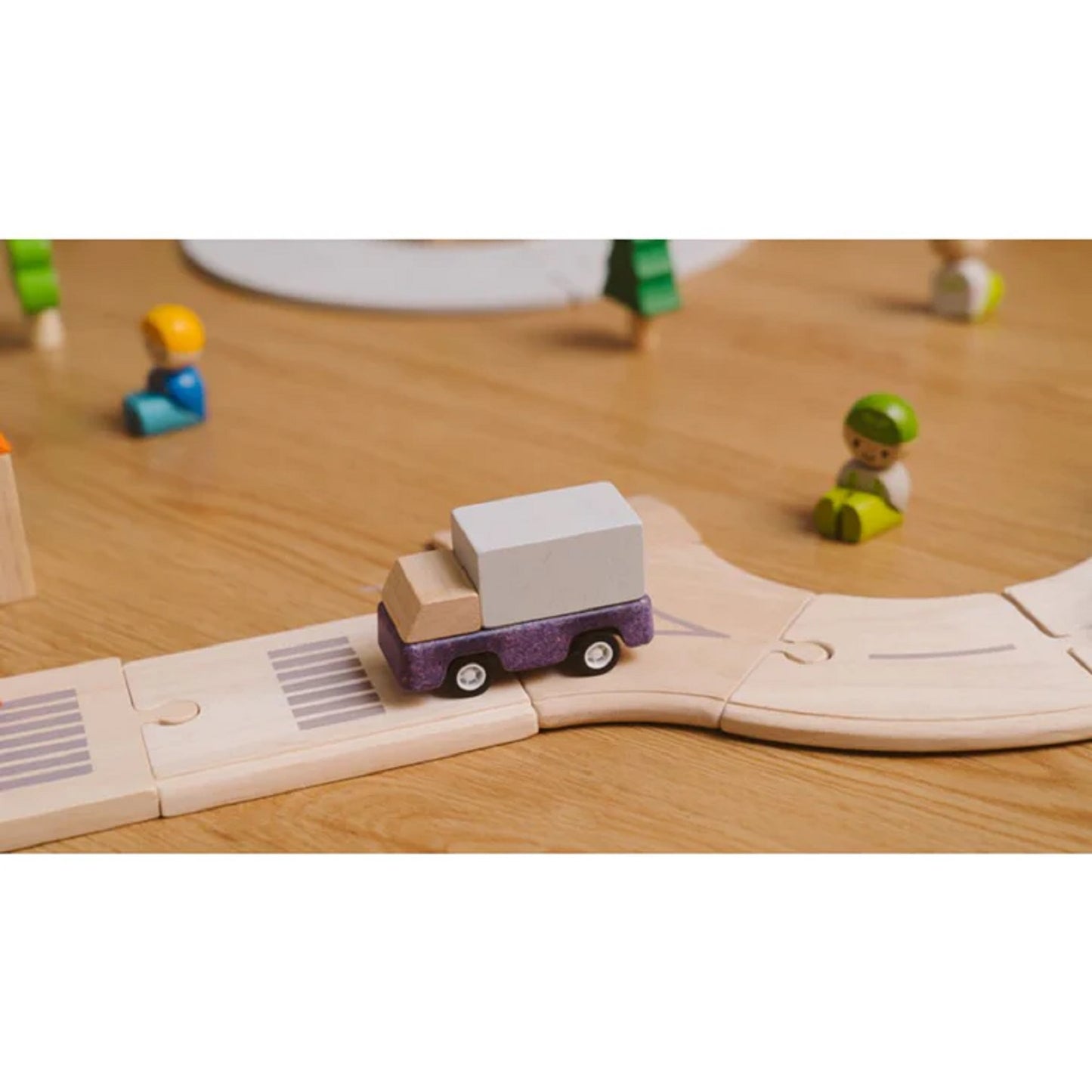 PlanToys Purple Delivery Truck