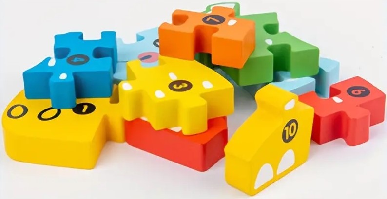 Wooden Numbered Puzzle Assorted Shape - 1 Piece