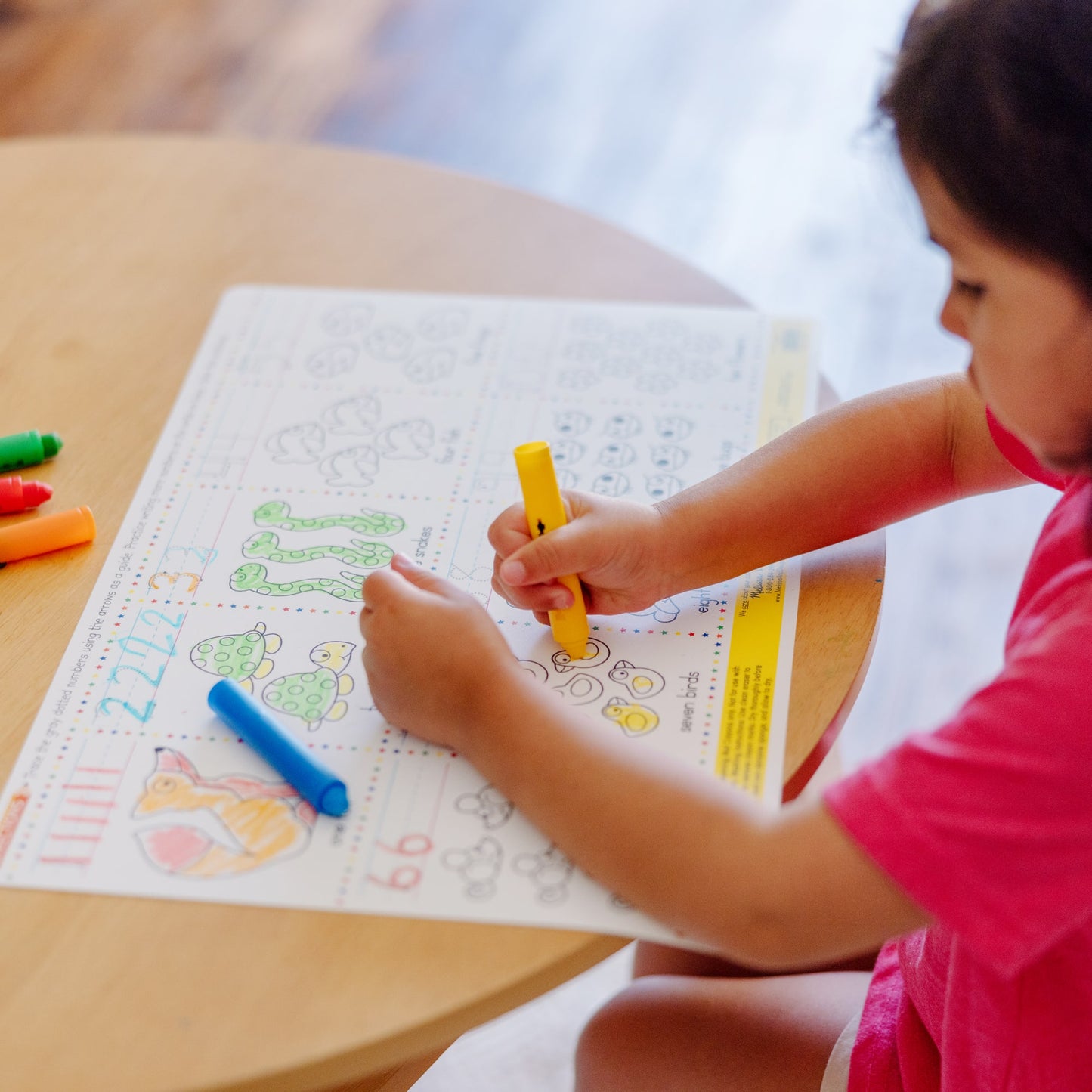 Melissa & Doug Learning Mat Crayons